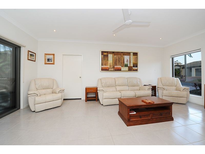 6 Park Hollow Mews, Little Mountain QLD 4551