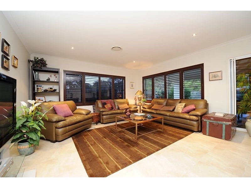 15 Acaciabark Place, Little Mountain QLD 4551