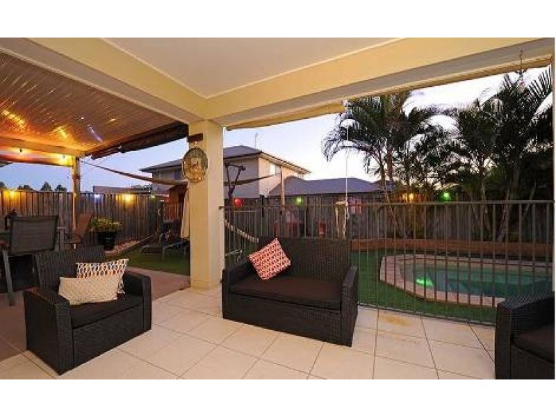 11 Tall Trees Way, Little Mountain QLD 4551