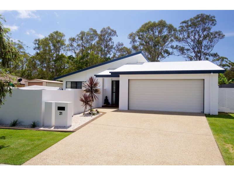 21 Somerset Lane, Little Mountain QLD 4551