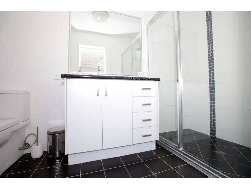 21 Somerset Lane, Little Mountain QLD 4551
