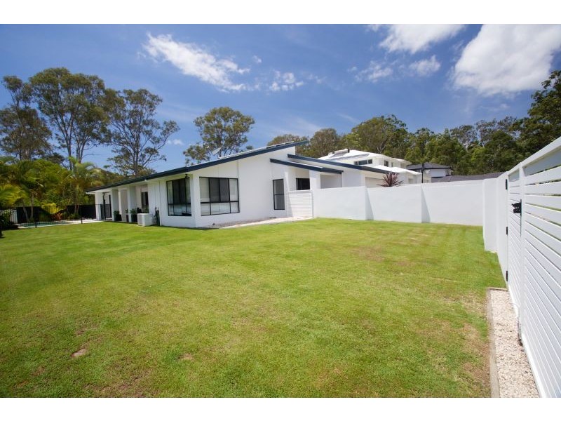 21 Somerset Lane, Little Mountain QLD 4551
