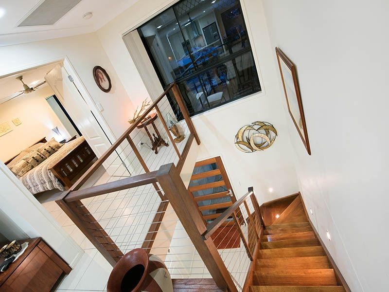 5 Pine Ridge Place, Little Mountain QLD 4551