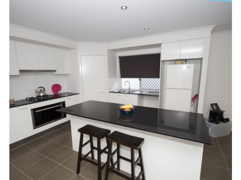 10 Tarwhine Street, Mountain Creek QLD 4557