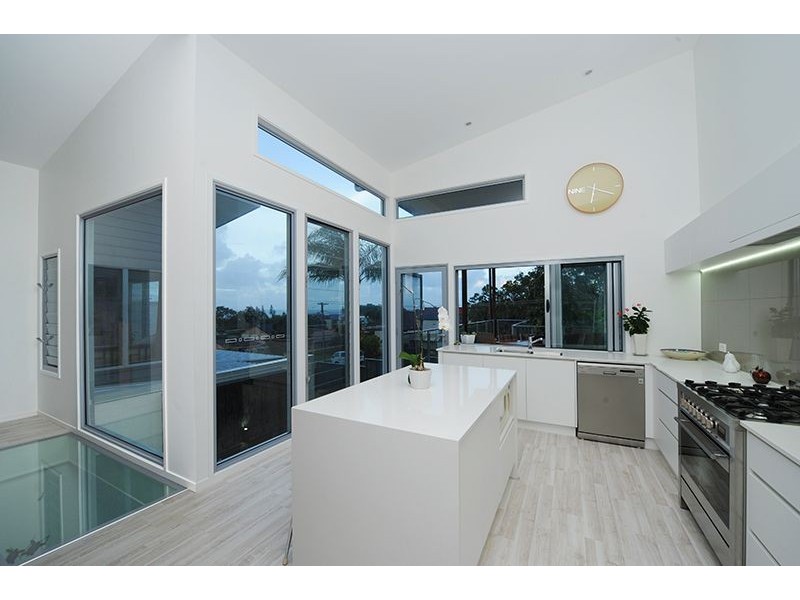 9 Dicky Beach Close, Dicky Beach QLD 4551