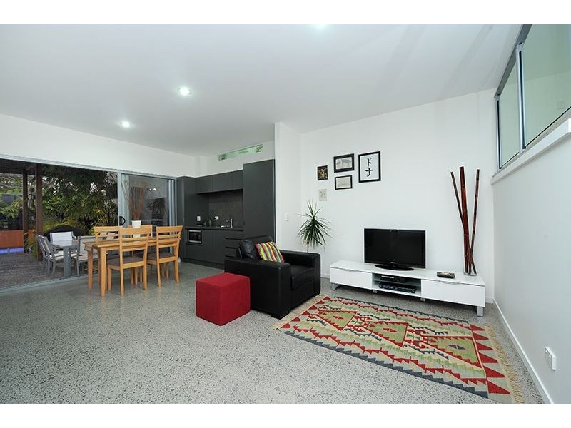 9 Dicky Beach Close, Dicky Beach QLD 4551