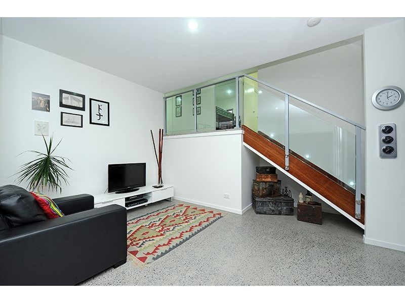 9 Dicky Beach Close, Dicky Beach QLD 4551