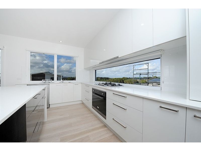 21 Highland Terrace, Little Mountain QLD 4551