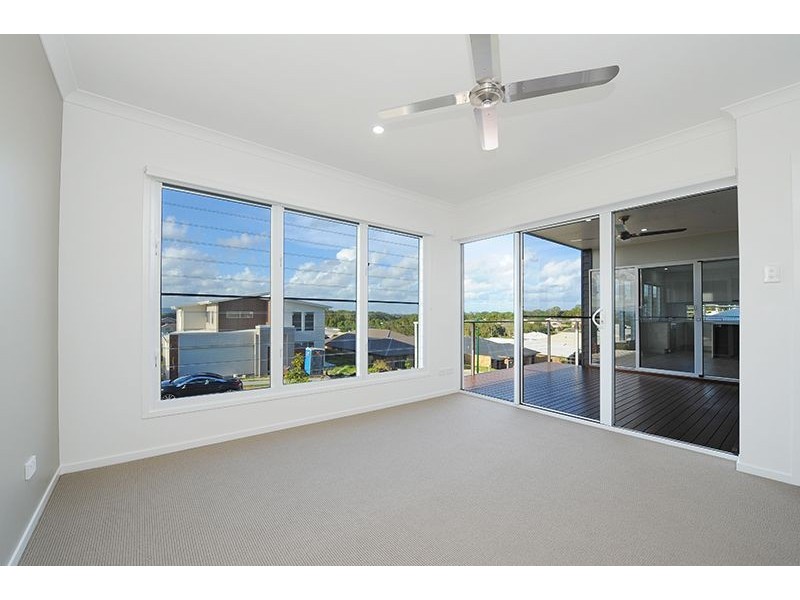 21 Highland Terrace, Little Mountain QLD 4551