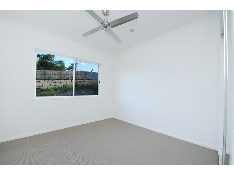 21 Highland Terrace, Little Mountain QLD 4551