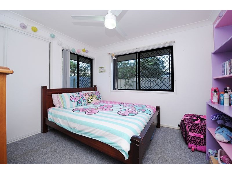30 Hillview Crescent, Little Mountain QLD 4551