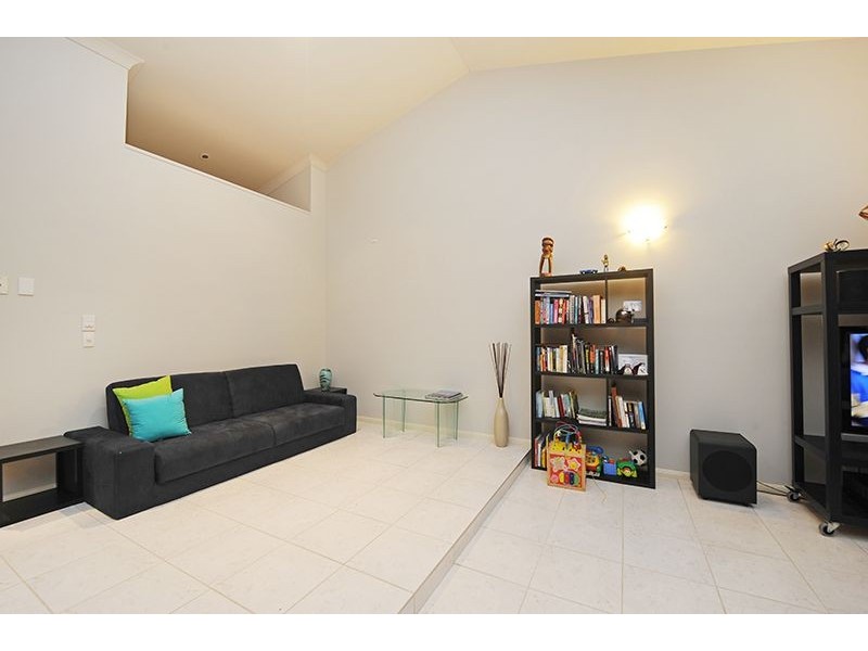 6 Parklands Boulevard, Little Mountain QLD 4551