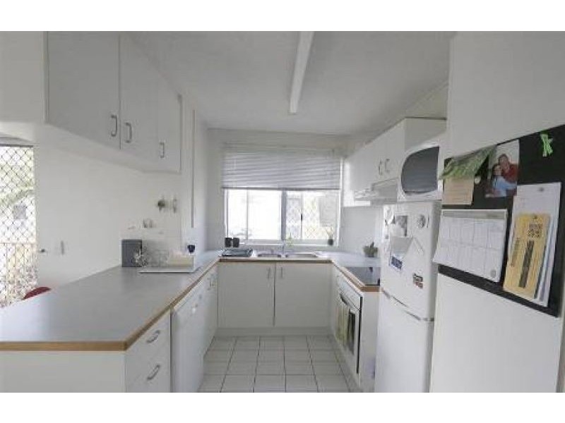 unit 10/33 Burgess Street, Kings Beach QLD 4551