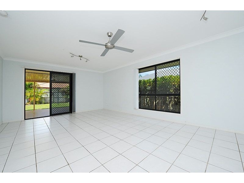 6 Samson Circuit, Caloundra West QLD 4551