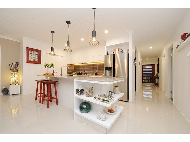 3 Leeside Street, Little Mountain QLD 4551