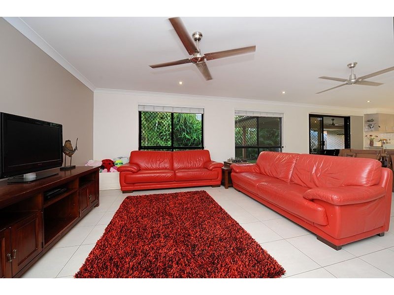 13 Forest View Way, Little Mountain QLD 4551