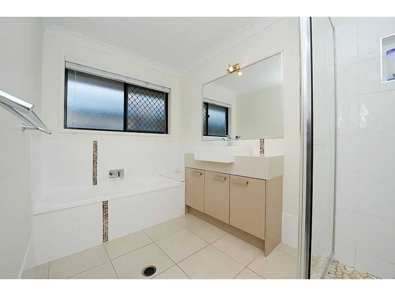 13 Forest View Way, Little Mountain QLD 4551