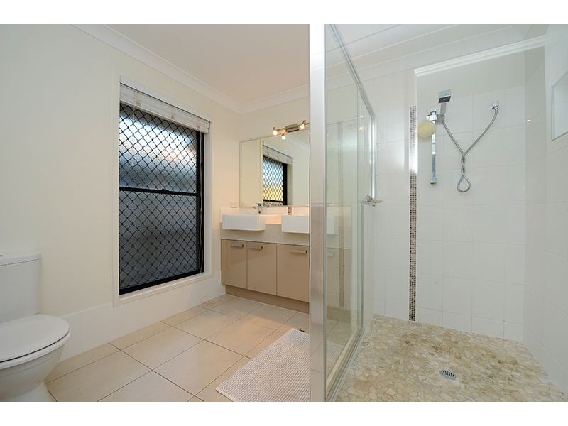 13 Forest View Way, Little Mountain QLD 4551