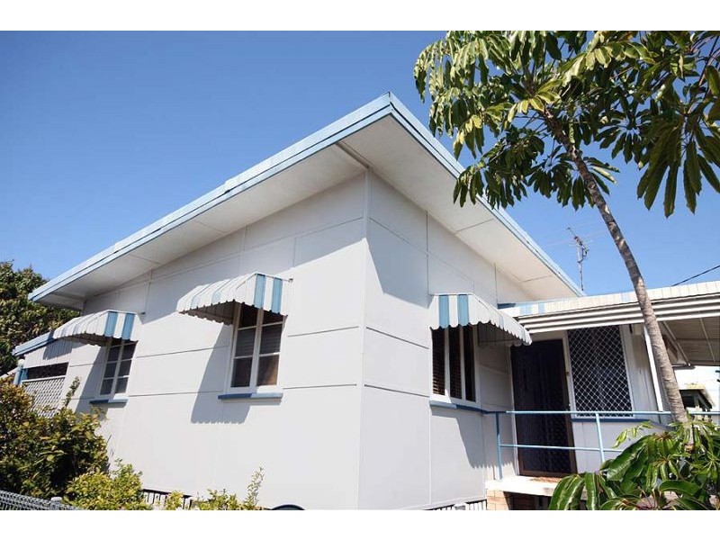 41 Palmer Ave, Golden Beach QLD 4551