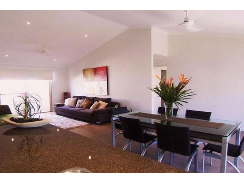 43 Alicia Circuit, Little Mountain QLD 4551