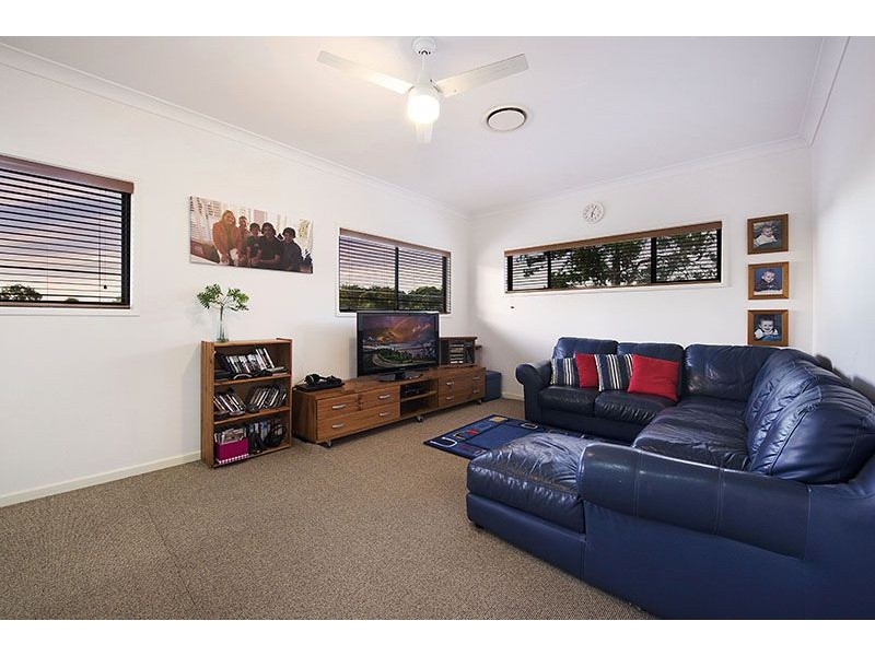 13 High Park Crescent, Little Mountain QLD 4551