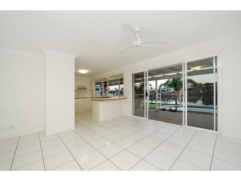 19 Royal Close, Wurtulla QLD 4575