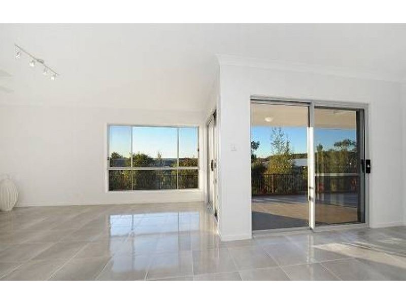 14 Forest View Way, Little Mountain QLD 4551
