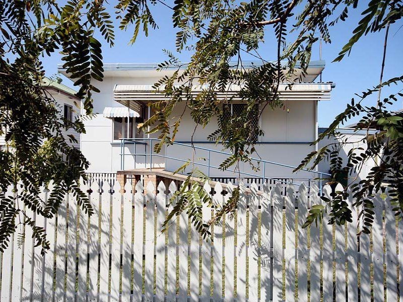 41 Palmer Avenue, Golden Beach QLD 4551