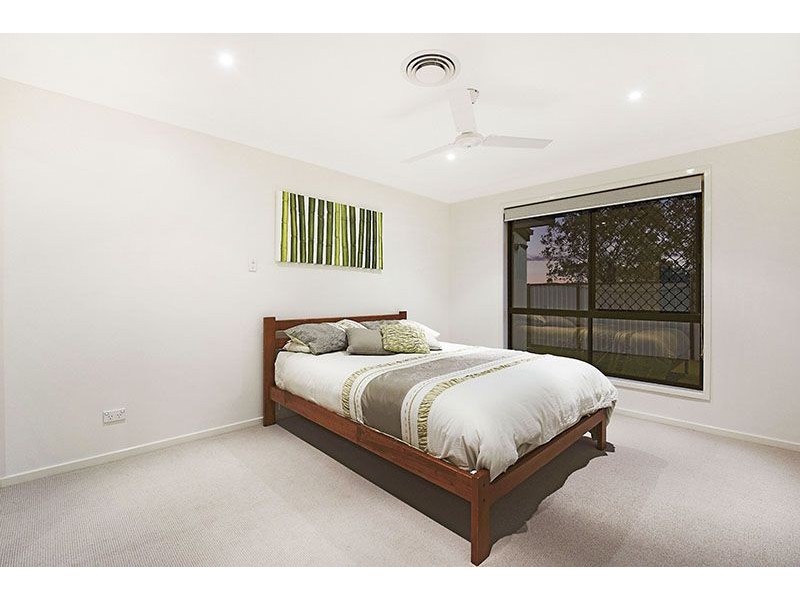 5 TULIPOAK COURT, Little Mountain QLD 4551