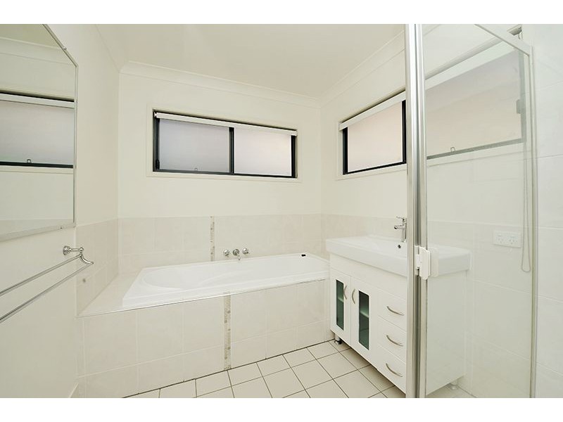 36 Turnbury Street, Little Mountain QLD 4551