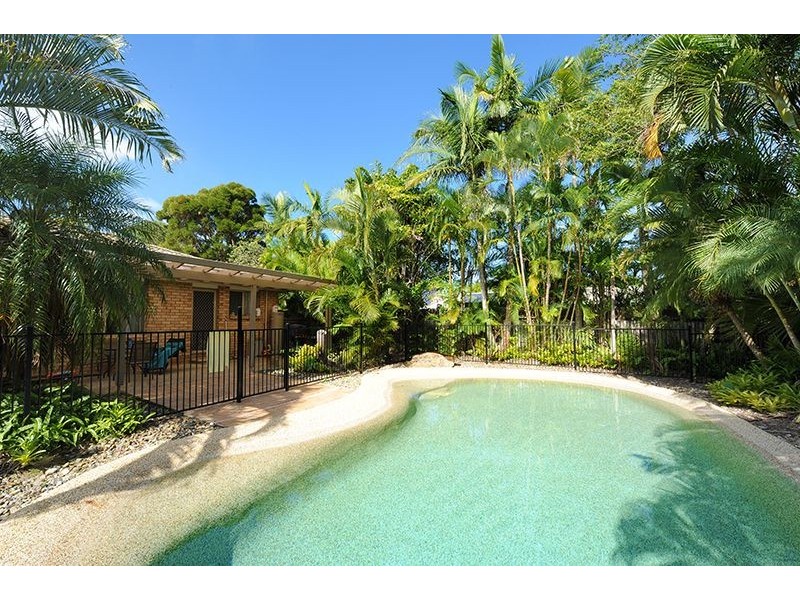 4 Woodroffe Street, Little Mountain QLD 4551