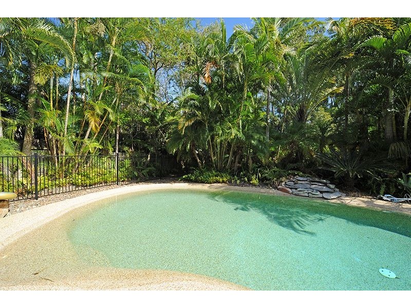 4 Woodroffe Street, Little Mountain QLD 4551
