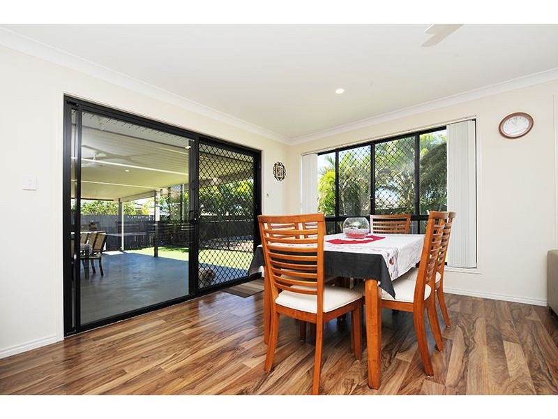 13 Primrose Place, Little Mountain QLD 4551