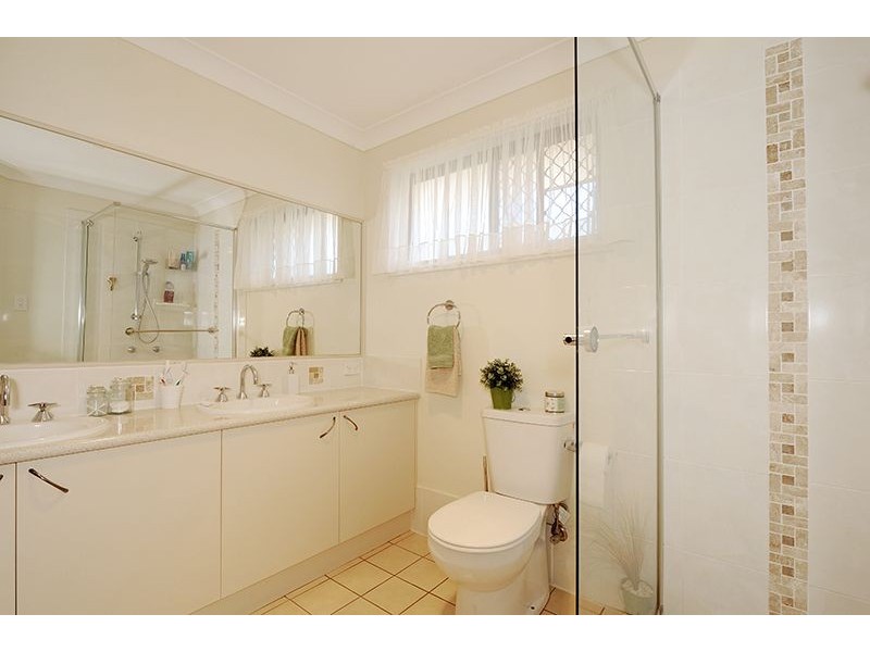 13 Primrose Place, Little Mountain QLD 4551