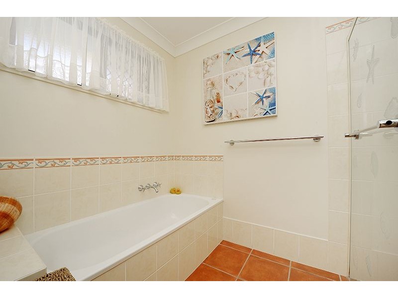 13 Primrose Place, Little Mountain QLD 4551