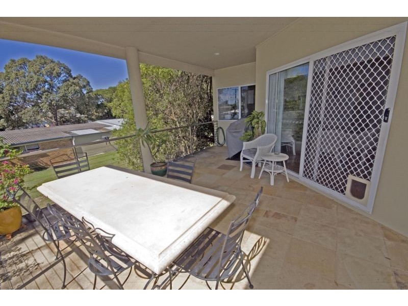 6 Drake Street, Golden Beach QLD 4551