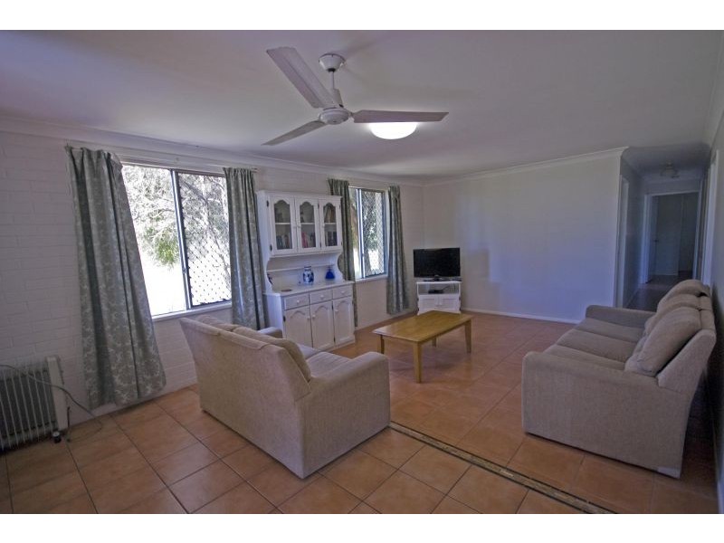 6 Drake Street, Golden Beach QLD 4551