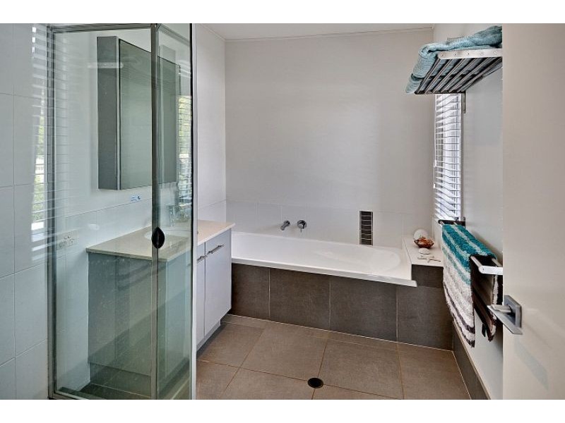 18 Edridge Street, Shelly Beach QLD 4551