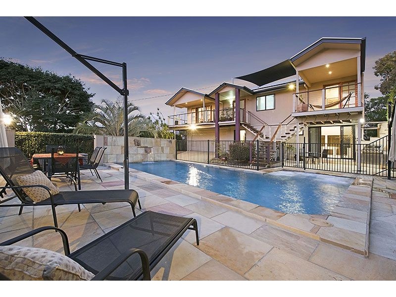 88 Sunset Drive, Little Mountain QLD 4551