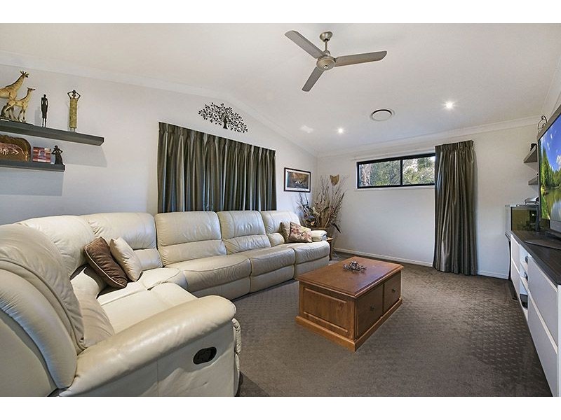 88 Sunset Drive, Little Mountain QLD 4551