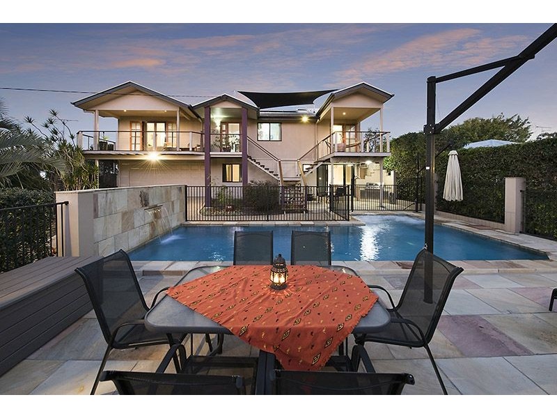 88 Sunset Drive, Little Mountain QLD 4551