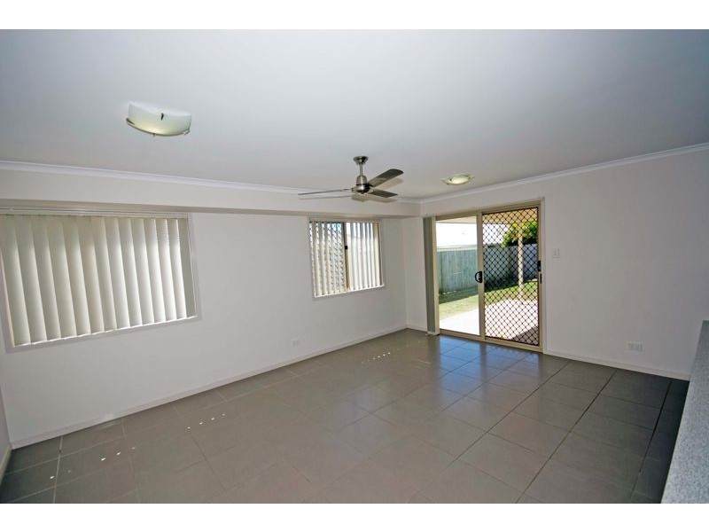 60 Liekefett Way, Meridan Plains QLD 4551