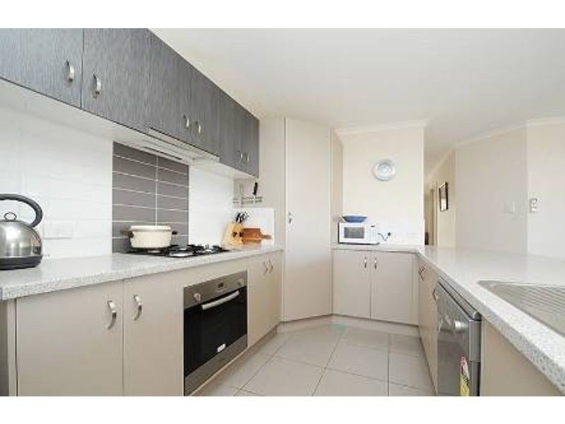 60 Liekefett Way, Meridan Plains QLD 4551