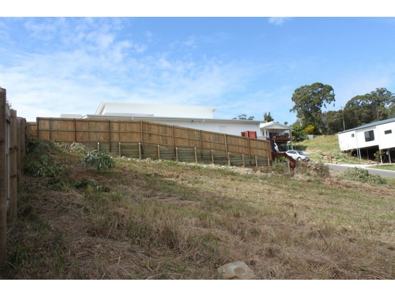 4 Warren Court, Aroona QLD 4551