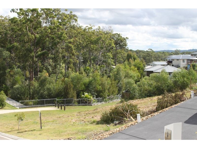 4 Warren Court, Aroona QLD 4551
