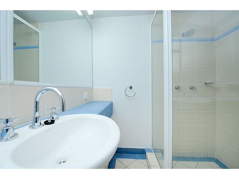 Unit 4/68 Esplanade, Golden Beach QLD 4551