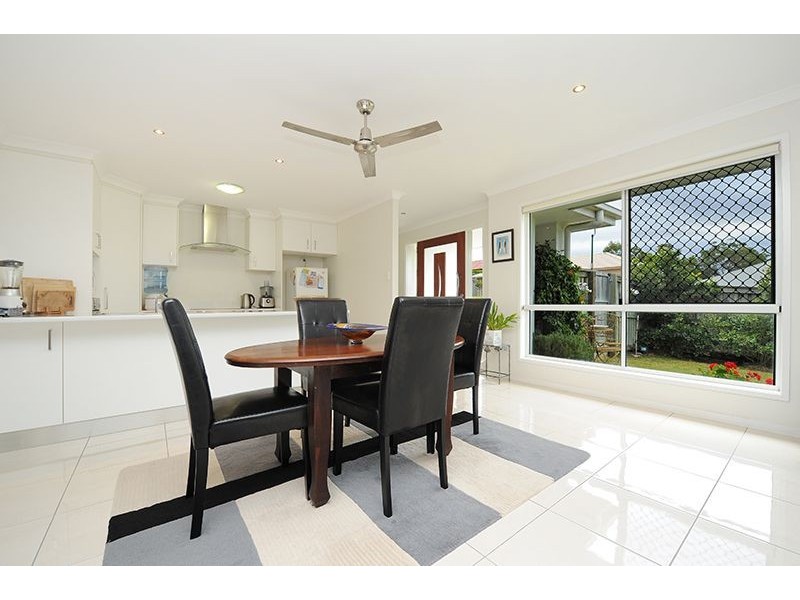 67 High Park Crescent, Little Mountain QLD 4551