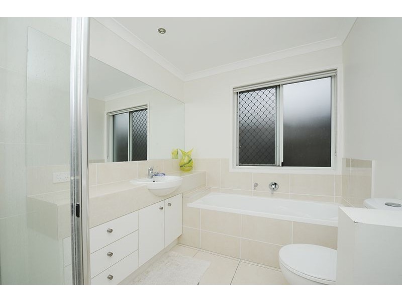 67 High Park Crescent, Little Mountain QLD 4551