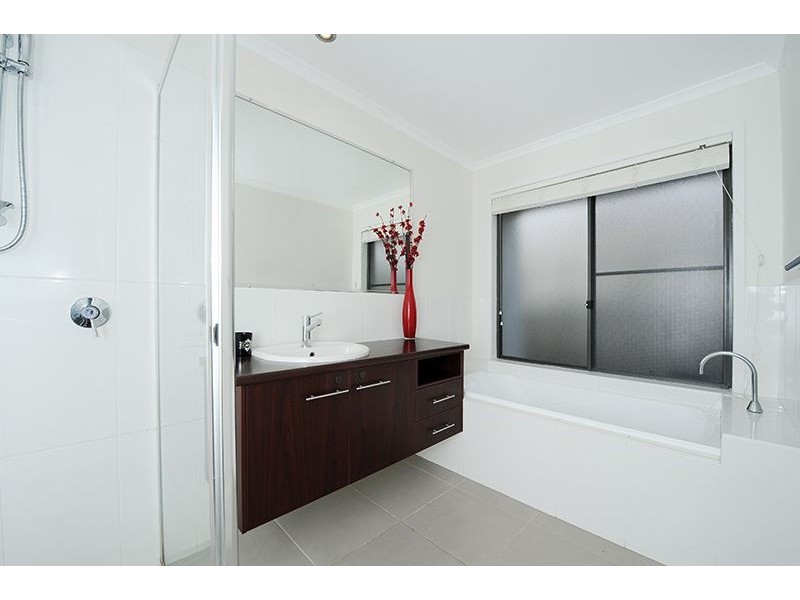 10 Kingsley Court, Little Mountain QLD 4551