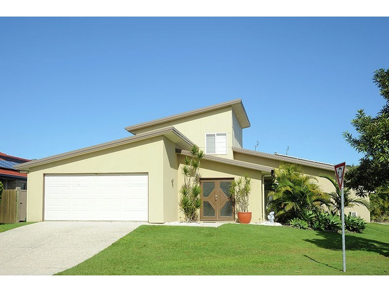 1/16 Kuthar Street, Pelican Waters QLD 4551